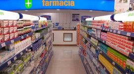 Ordenan a Farmacity que saque los medicamentos de las góndolas