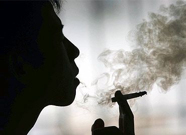 Fumar aumenta los riesgos de sufrir Alzheimer