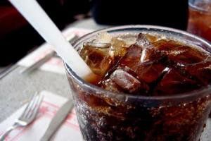 LA OMS RECOMIENDA SUBIR LOS IMPUESTOS A LAS BEBIDAS AZUCARADAS